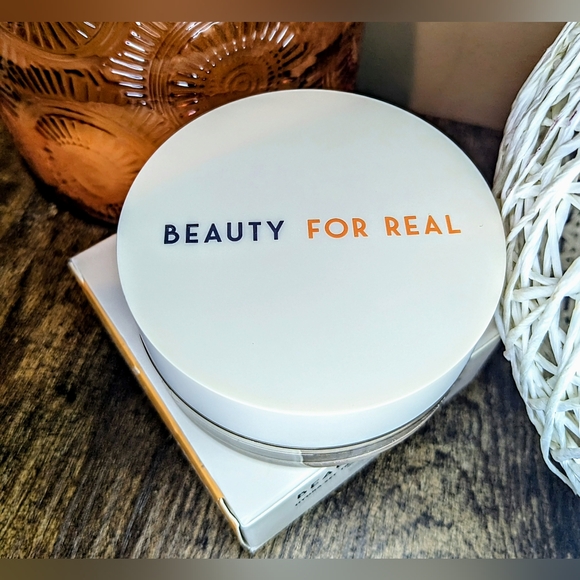 5/75$ Beauty for real - Hydra-Set Translucent Finishing + Brightening Powder - Picture 8 of 14